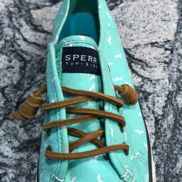 Sperry top sider in mint with white birds - Picture 3 of 5